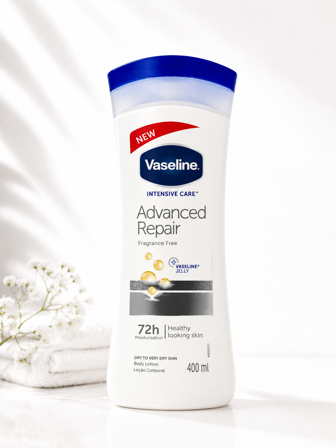 لوسیون بدن نرم کننده 72 ساعته مدل Advanced Repair مناسب پوست های خیلی خشک حجم 400 میل وازلین